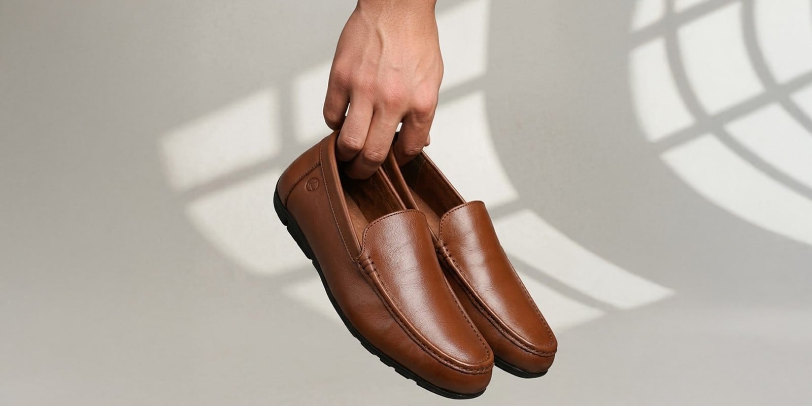 Top 10 Leather Shoes Brands in India for Quality and Style | Biofoot